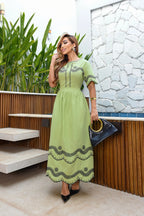 Vestido Bordado Capri