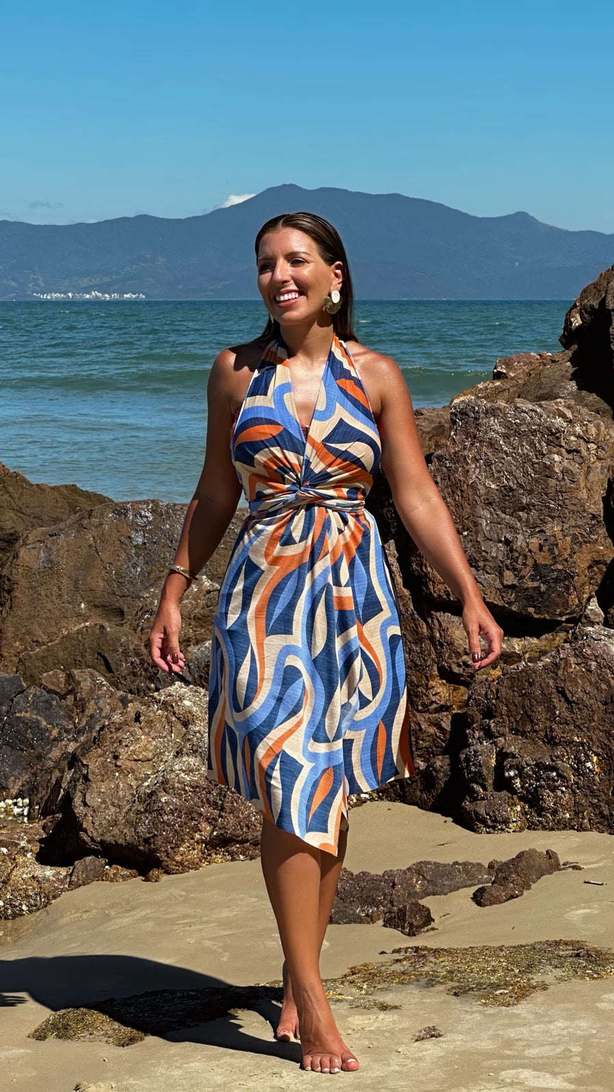 conjunto saída Alaya curta areia e mar